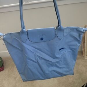 Baby blue longchamp tote